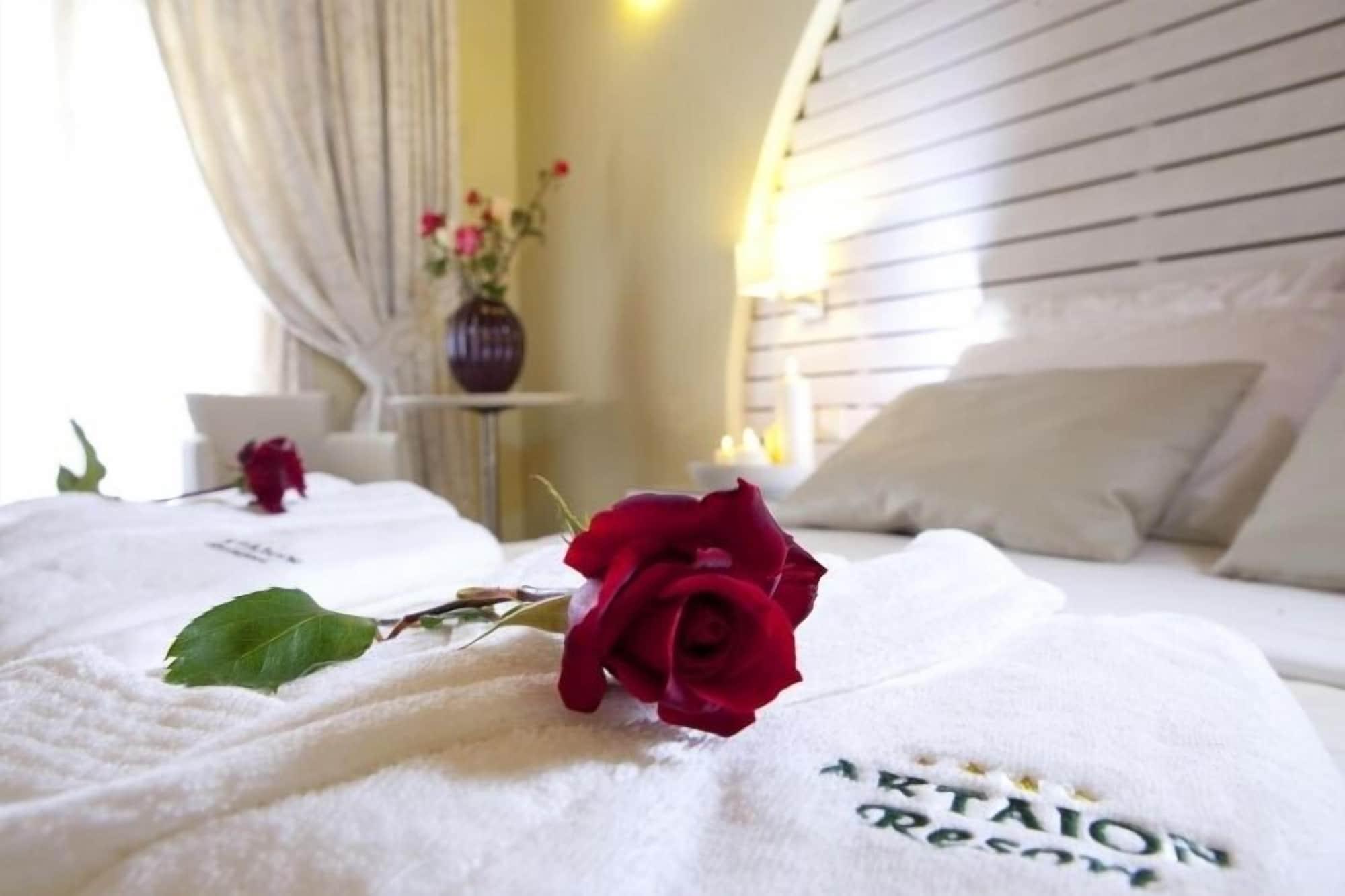Aktaion Resort Jýthio Eksteriør bilde