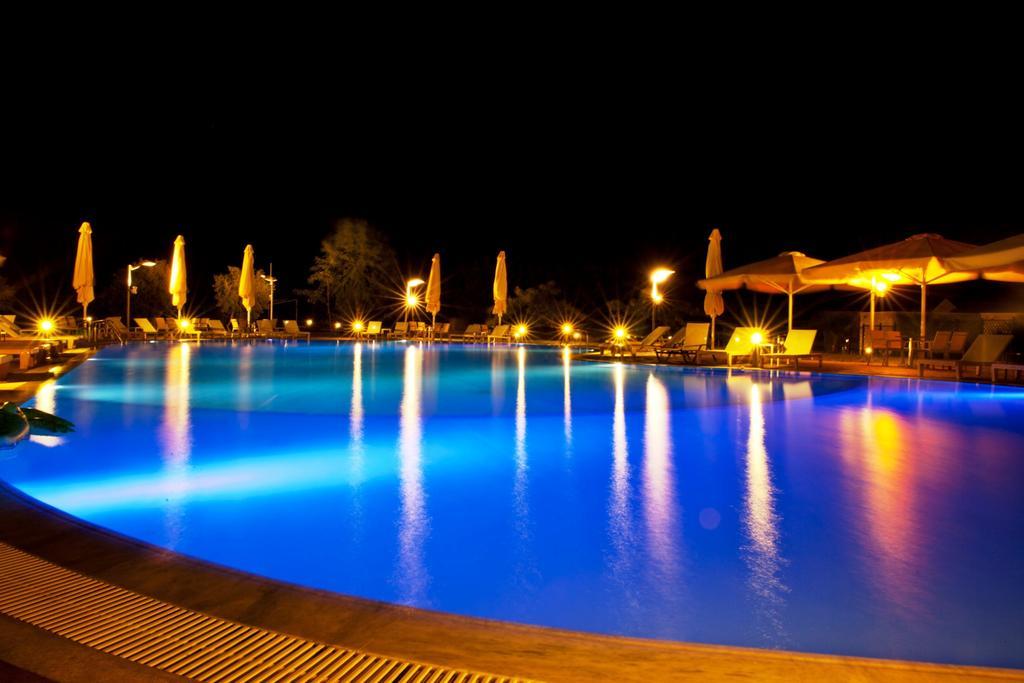 Aktaion Resort Jýthio Eksteriør bilde