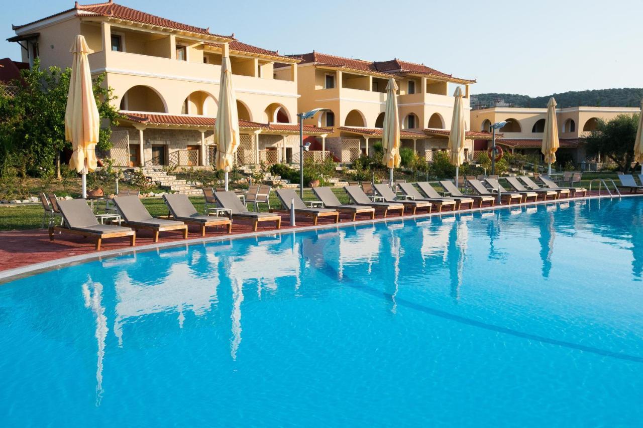 Aktaion Resort Jýthio Eksteriør bilde